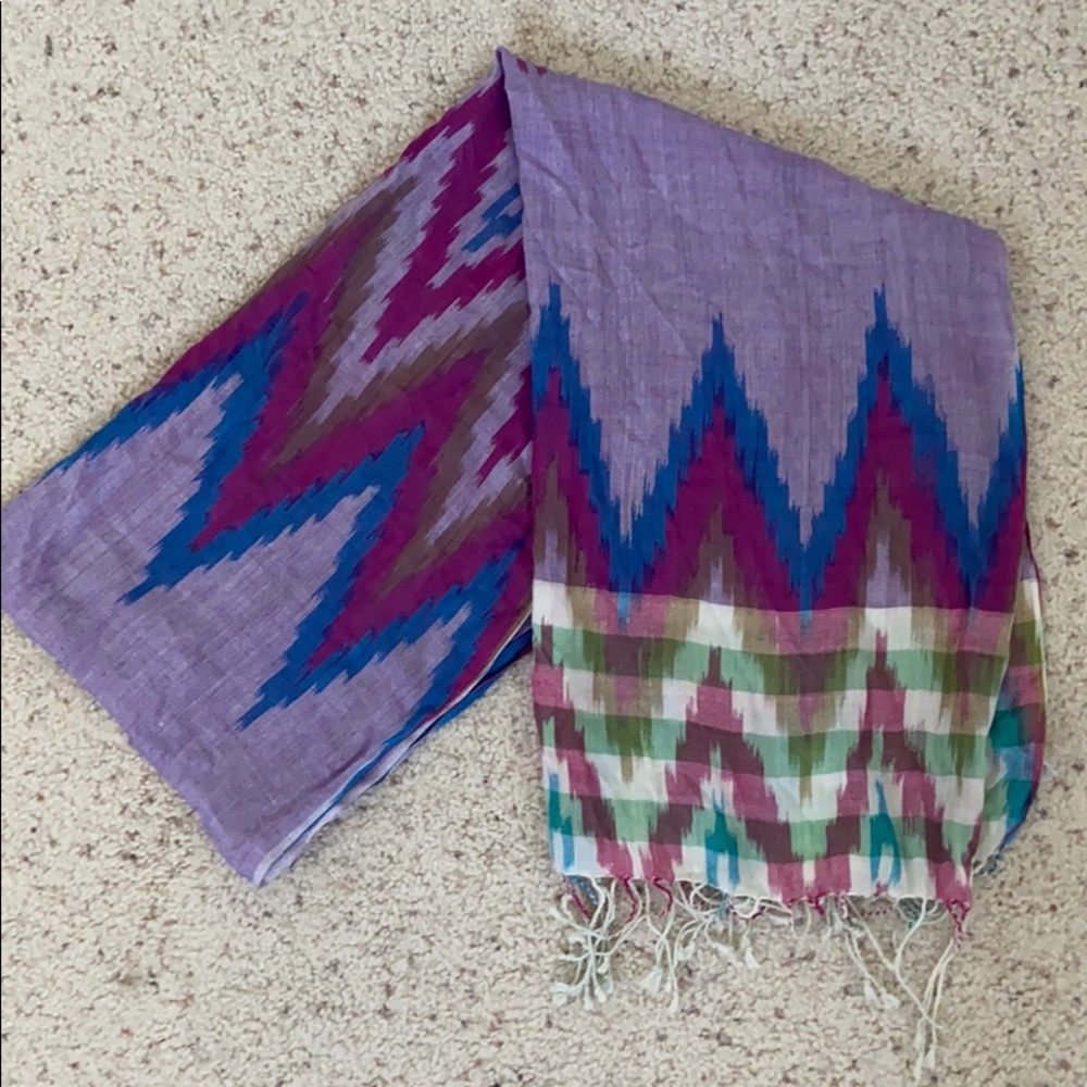 (2)🎉🎉Scarves - Picture 2 of 6